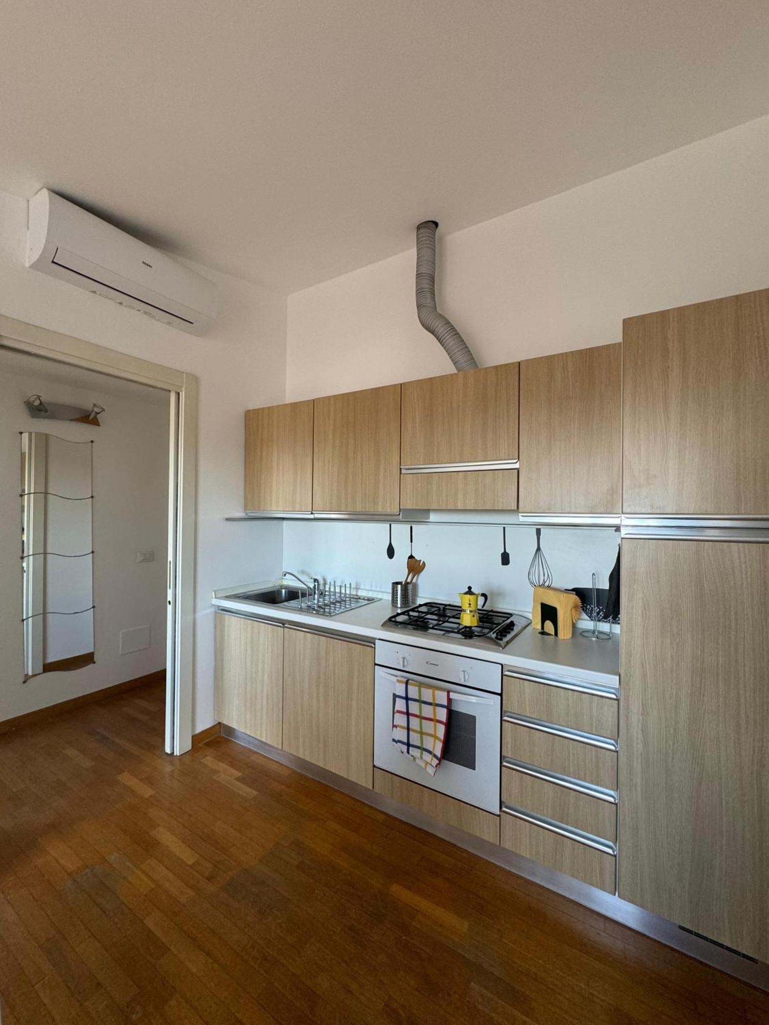 Appartamento Isola- Attico Con Balcone Milán Exteriér fotografie