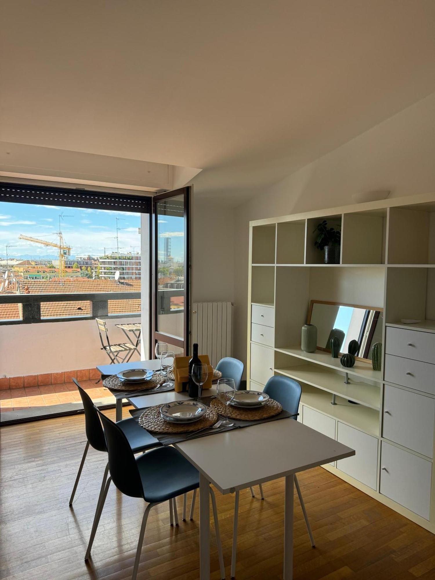 Appartamento Isola- Attico Con Balcone Milán Exteriér fotografie